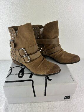 DV By Dolce Vita Malika Women's Slip-On Boot With Studs Size 6.5